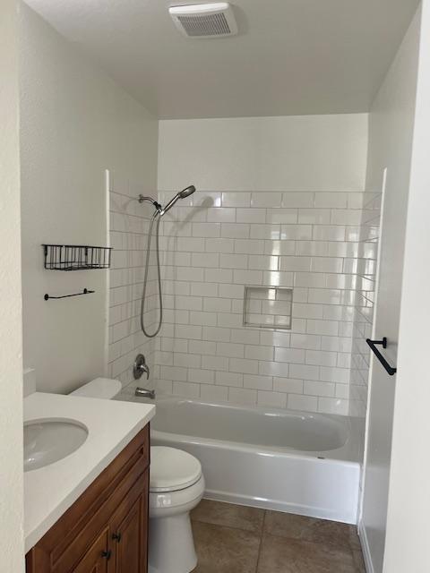 Building Photo - 4765 Mayten Ct