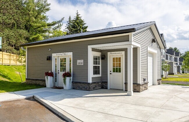 Building Photo - 1061 Dryden Rd