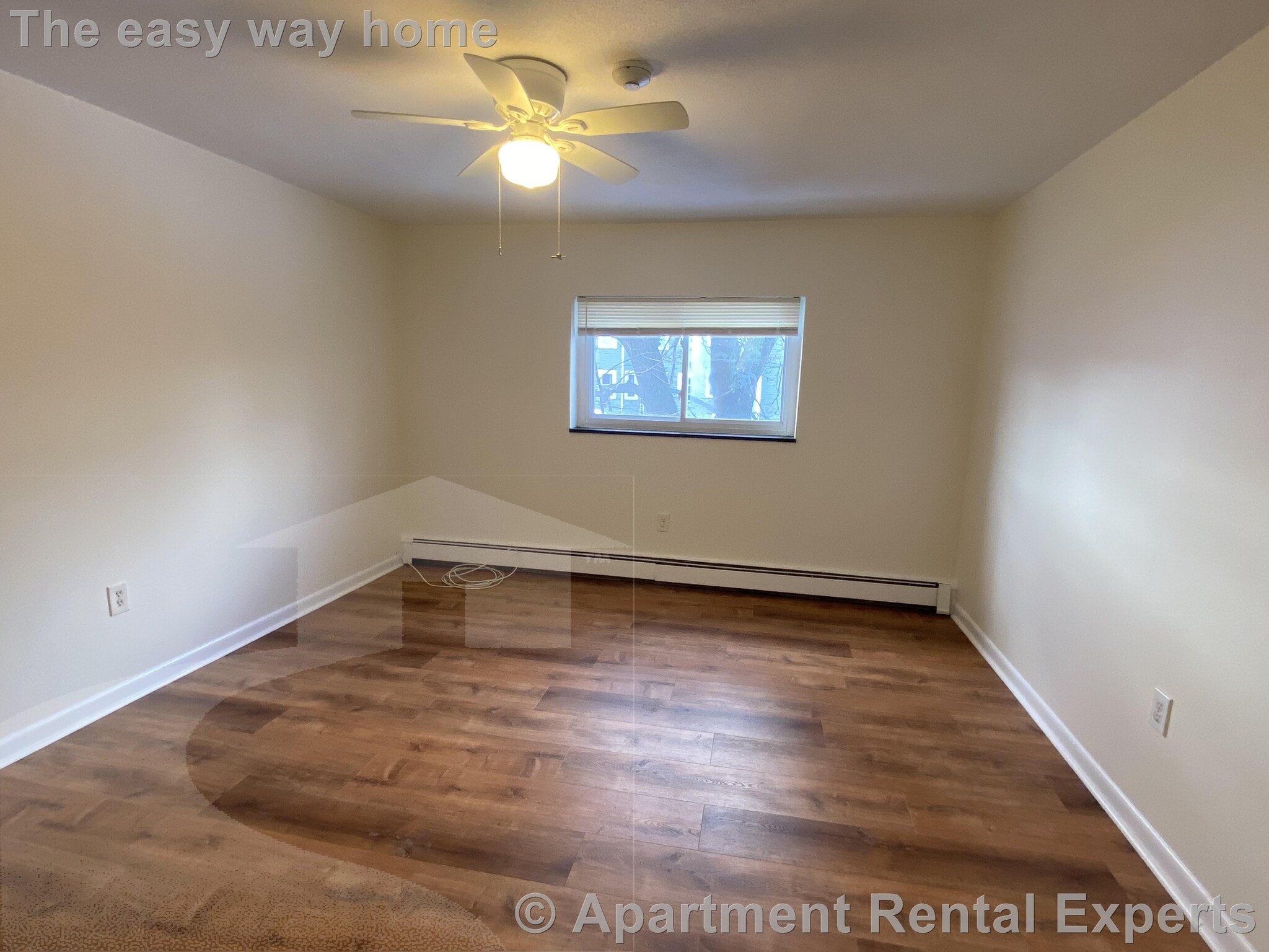 Building Photo - 240 Belmont St