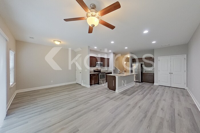 Building Photo - 607 Ferguson Ln