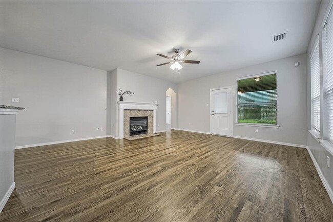 Building Photo - 3630 Avalon Spring Ln