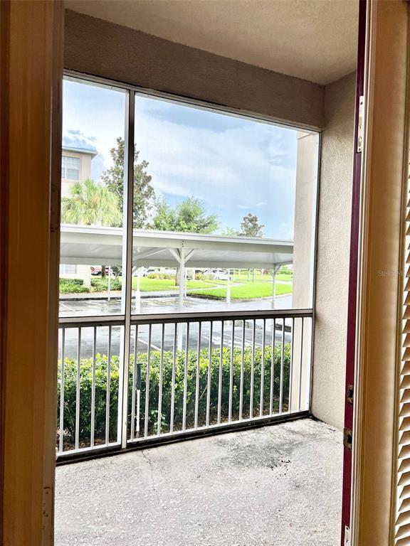 Building Photo - 3000 Laurel Park Ln