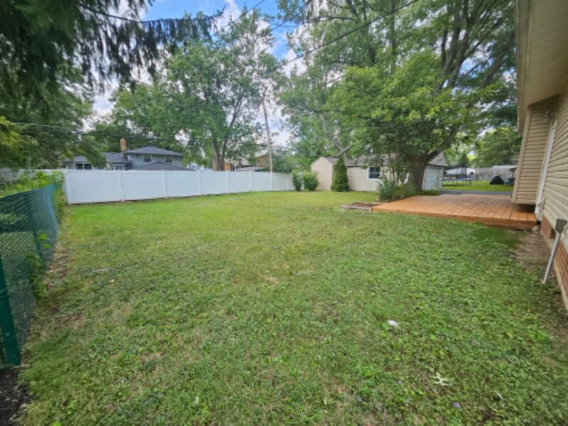 Building Photo - 8376 Priem Rd
