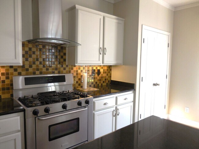 Building Photo - Spacious Single-Story Home with Workshop, RV Parking & Beautiful Backyard – Available Now!