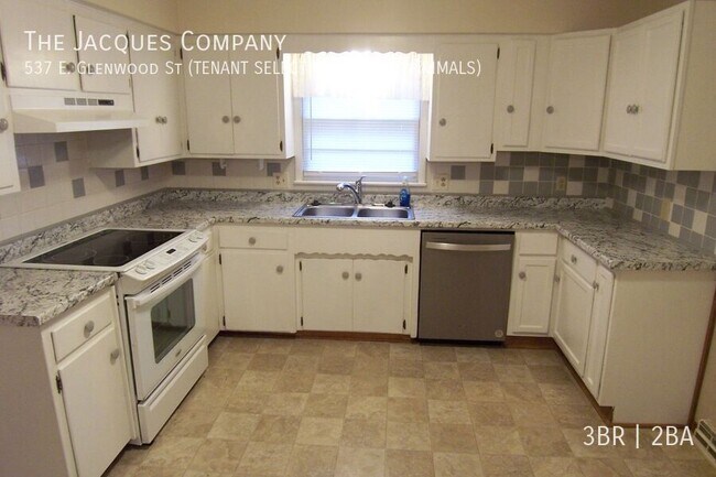 Building Photo - 537 E Glenwood St