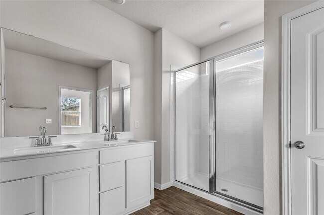 Building Photo - 228 Sunniberg Lp