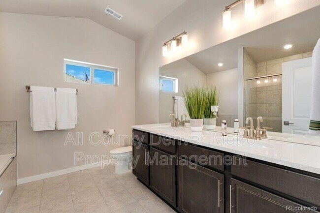 Building Photo - 15195 W 68th Pl