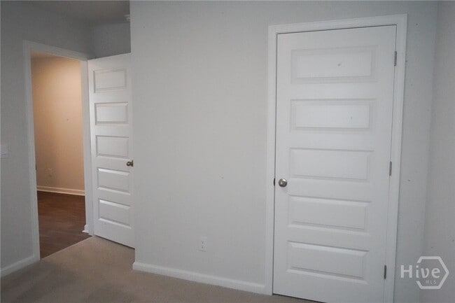 Building Photo - 422 Coconut Dr