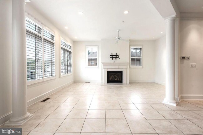 Building Photo - 8319 Quarry Manor Terrace