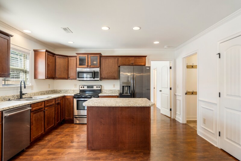 Building Photo - 1 Sago Ct