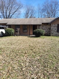 Building Photo - 6620 Forestgate Rd