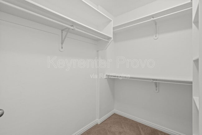 Building Photo - 1901 W 1020 N