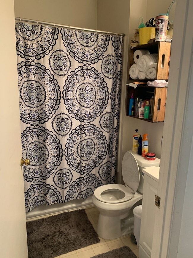 Building Photo - 1606 3rd Ave