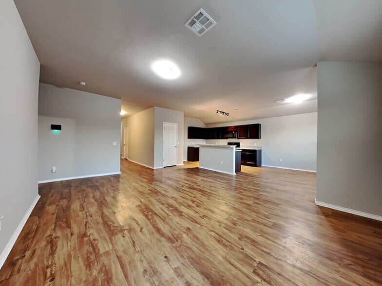 Building Photo - 11545 NW 100th St