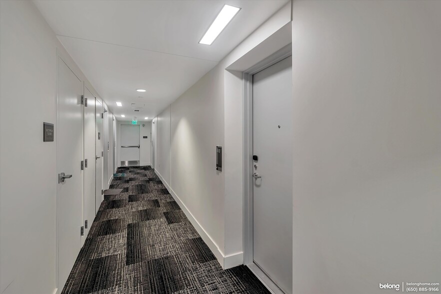 Building Photo - 1075 Market St