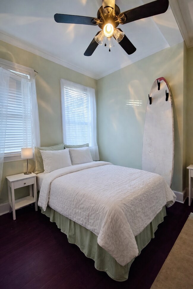 Building Photo - 109C