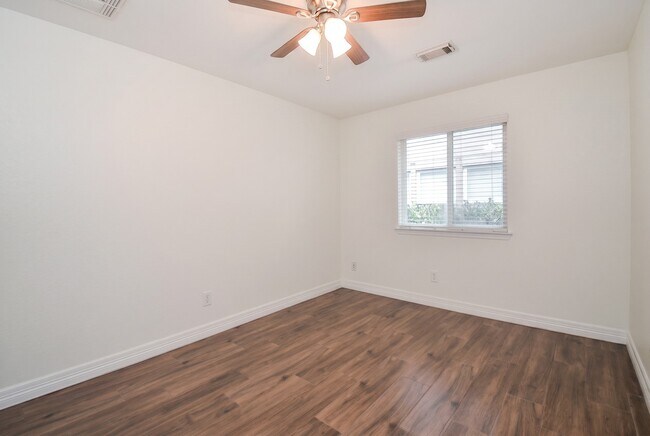Building Photo - 14630 Windwood Park Ln