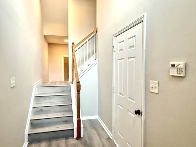 Building Photo - 2168 Pebble Beach Dr