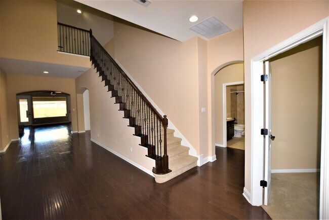 Building Photo - Highly Sought After Rancho Sienna - Former Model Home