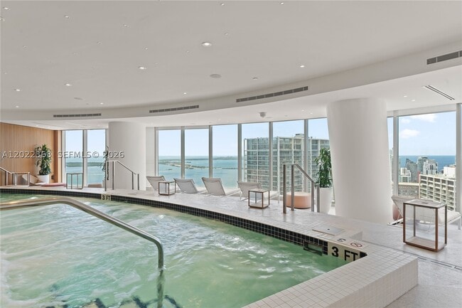 Building Photo - 300 Biscayne Blvd