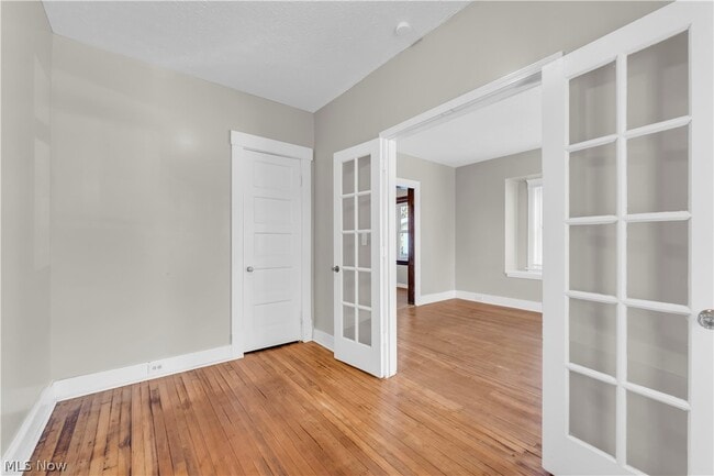 Building Photo - 4118 Clybourne Ave