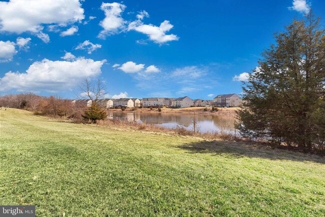 Building Photo - 9211 Cascade Falls Dr