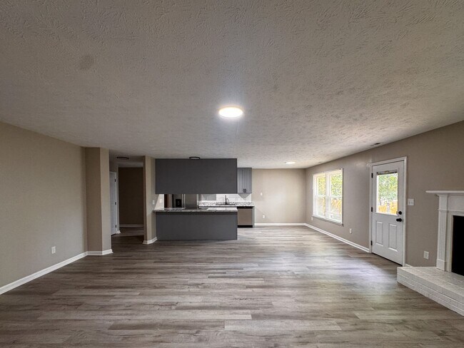 Building Photo - 471 Brandermill Rd