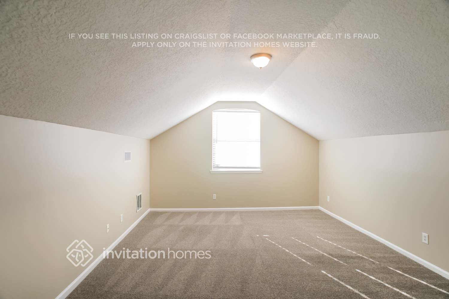 Building Photo - 8551 Crooked Tree Dr