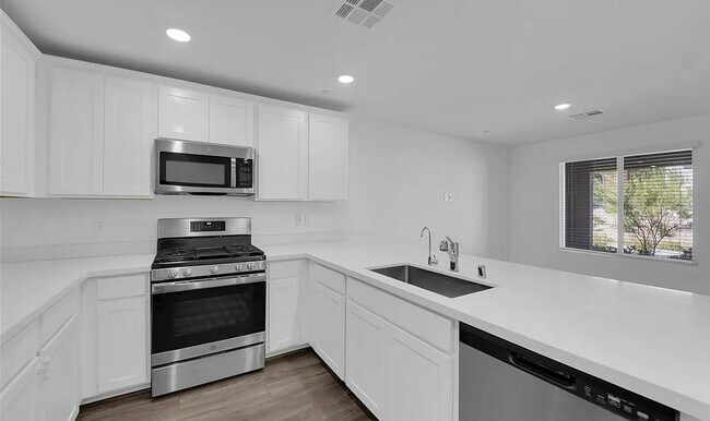 Building Photo - 10772 Ditchburn Ct