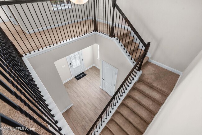 Building Photo - 235 Silverleaf Village Dr