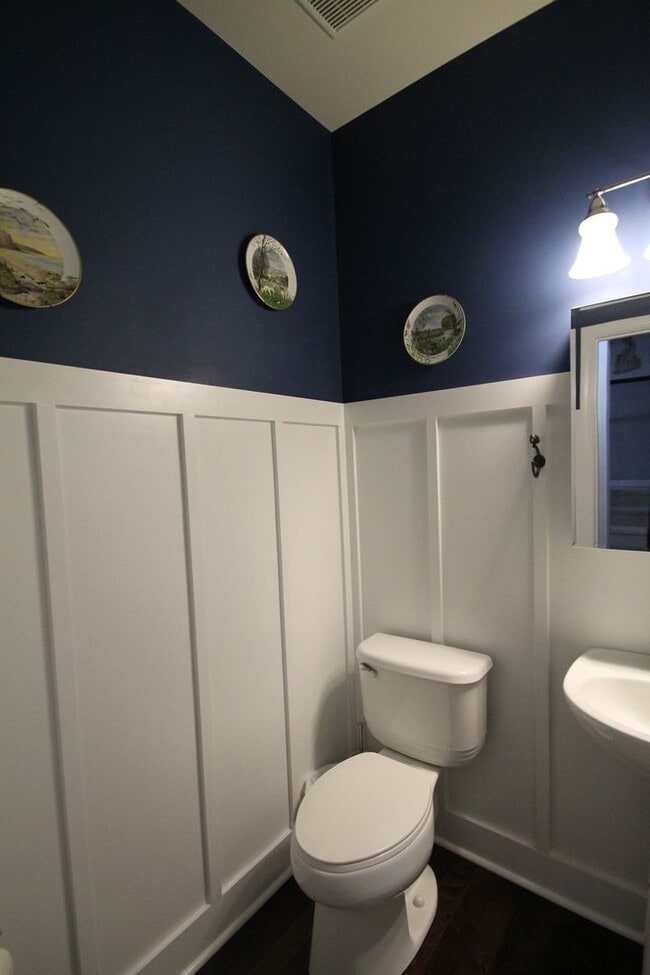 Building Photo - Exclusively Offered by Muse Realty Rentals...