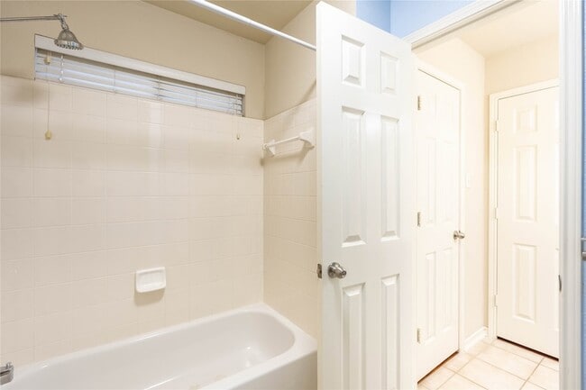 Building Photo - 15722 Wrangler Dr