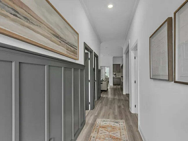 Building Photo - 1565 W Farmville Rd