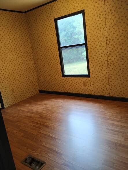 Building Photo - 288 Outback Dr