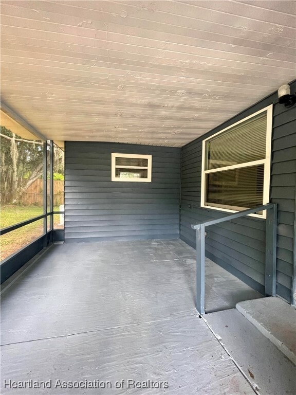 Building Photo - 734 N Franklin St