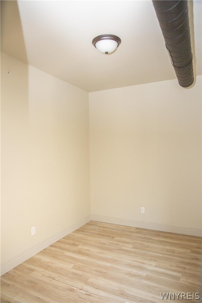 Building Photo - 486 Franklin St