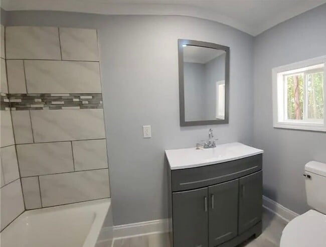 Building Photo - Charming 3BR House in Shelby