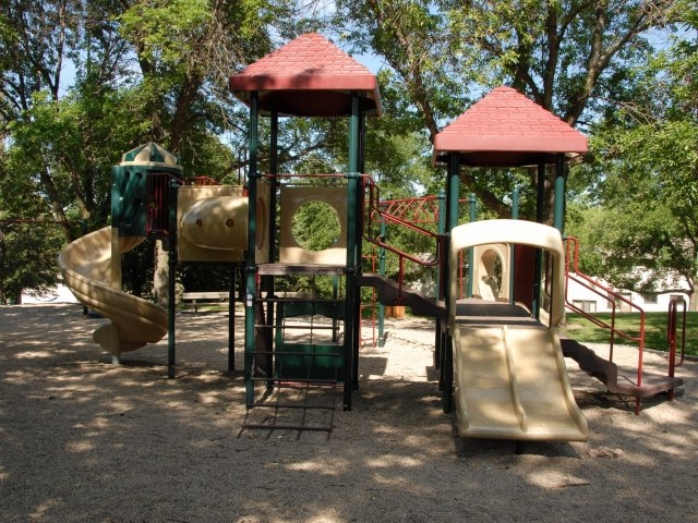 PlayGround - Windstone Townhomes