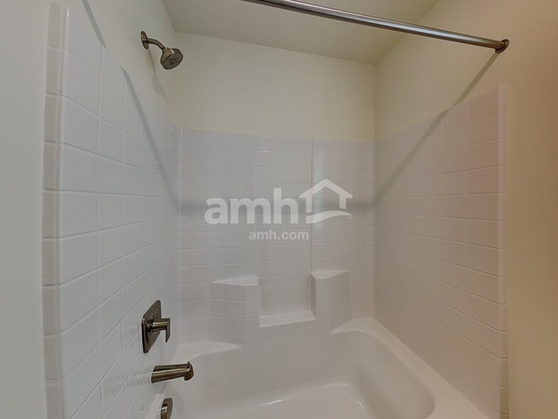 Building Photo - 9503 W Bowie Ct