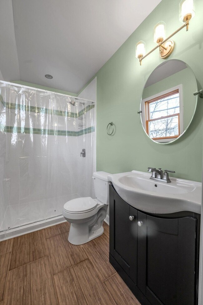 Building Photo - Charming 4Bedroom Stone Home with Detached Guest Apartment & Garage in Chevy Chase