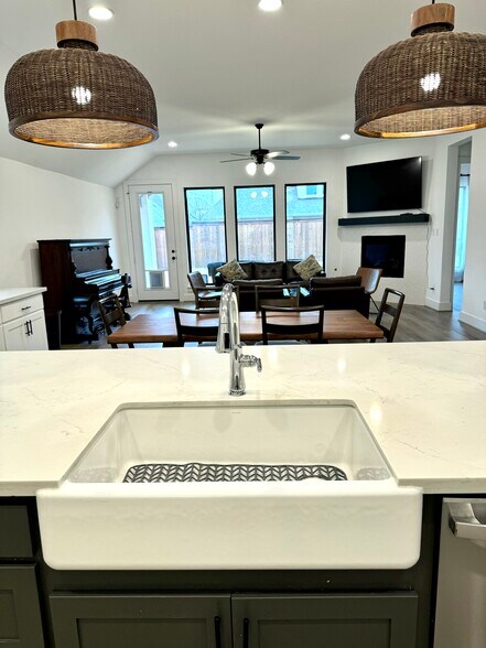 Building Photo - 2508 Preakness Pl