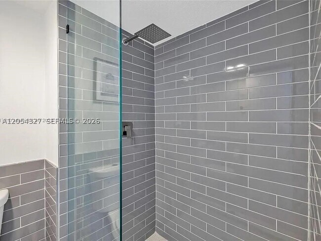 Building Photo - 5090 SW 64th Ave