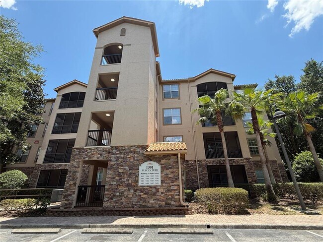 Building Photo - 1301 Tuscan Terrace