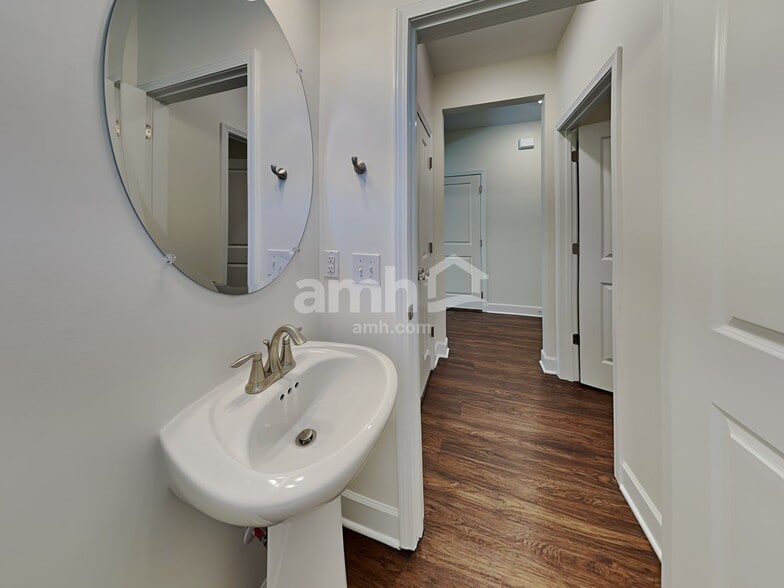 Building Photo - 816 Mary Beth Ct