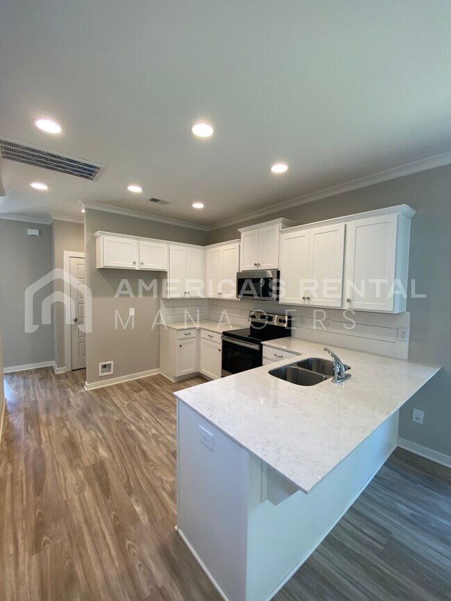 Building Photo - Home for Rent in Calera, AL!!! AVAILABLE NOW!  Deposit Pending!
