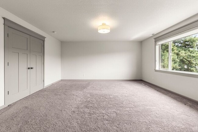 Building Photo - 14716 Blue Blossom Way