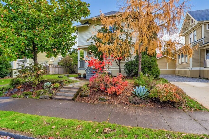 Street View/Front View - 4904 NE 16th Ave