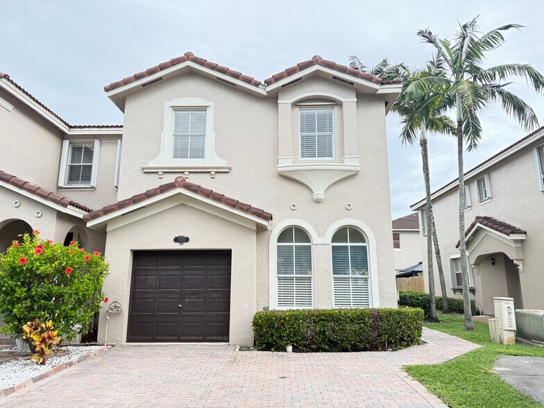 Primary Photo - 15131 SW 23rd Ln