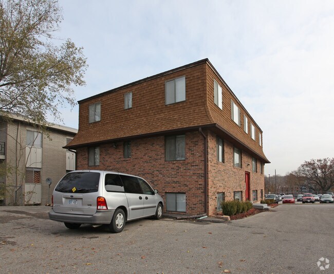 Washita Club Apartments 3744 Booth St Kansas City KS 66103