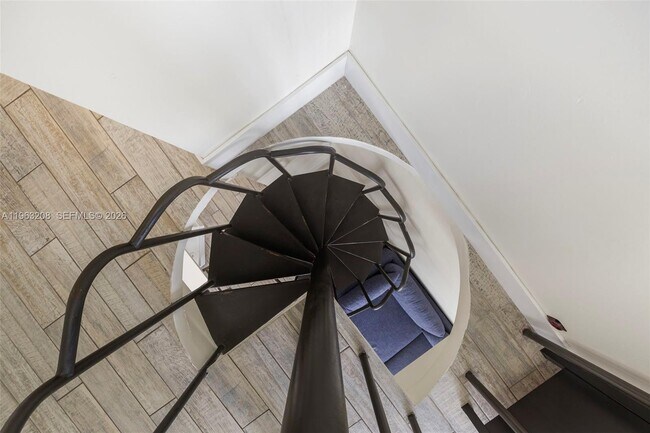 Building Photo - 7801 NE 4th Ct